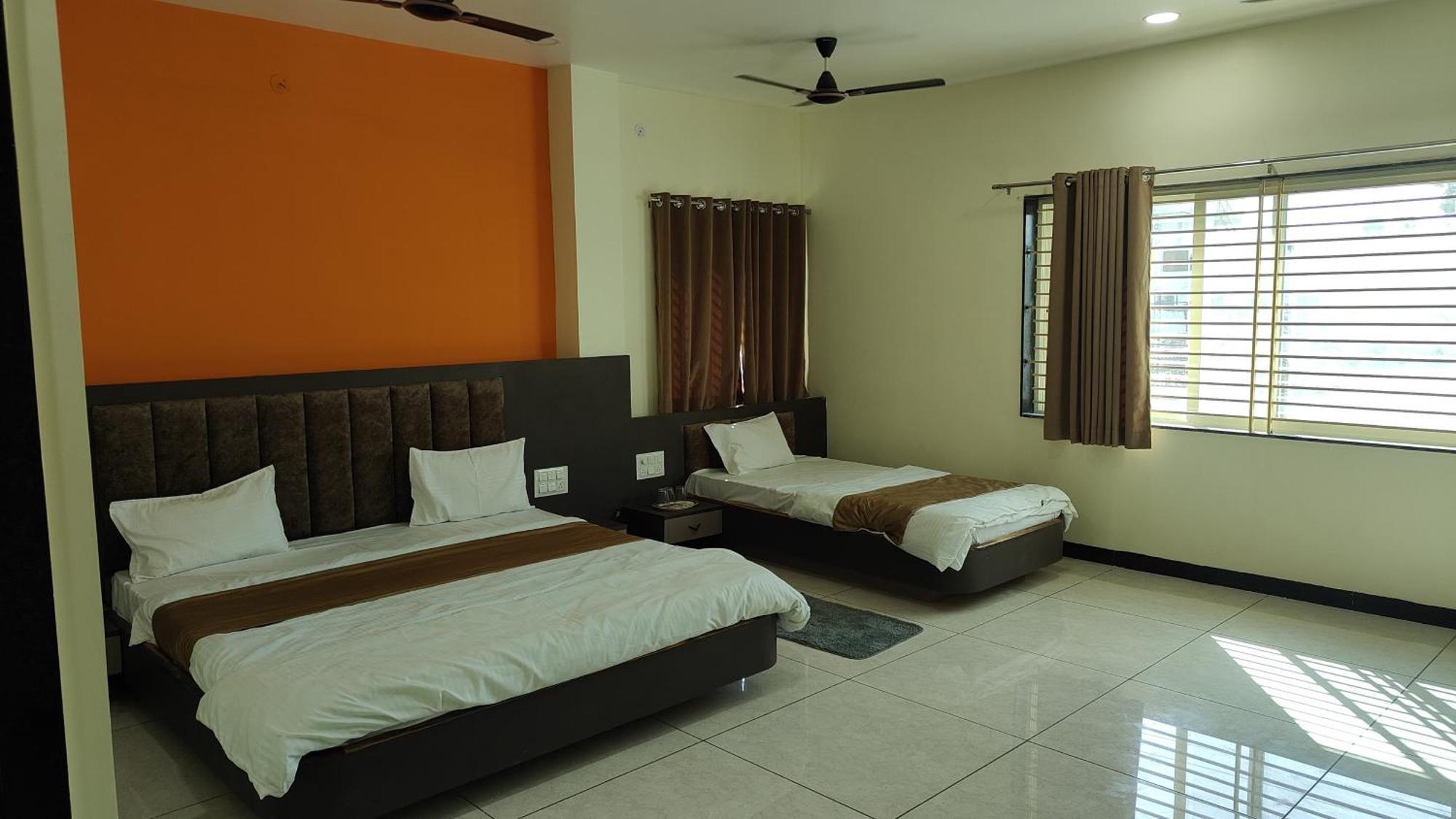 Yashomati Hotel Maheshwar Exterior foto